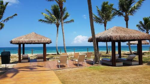 Apartamento Oka Beach Residence