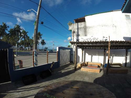 Maraca Surf Hostel