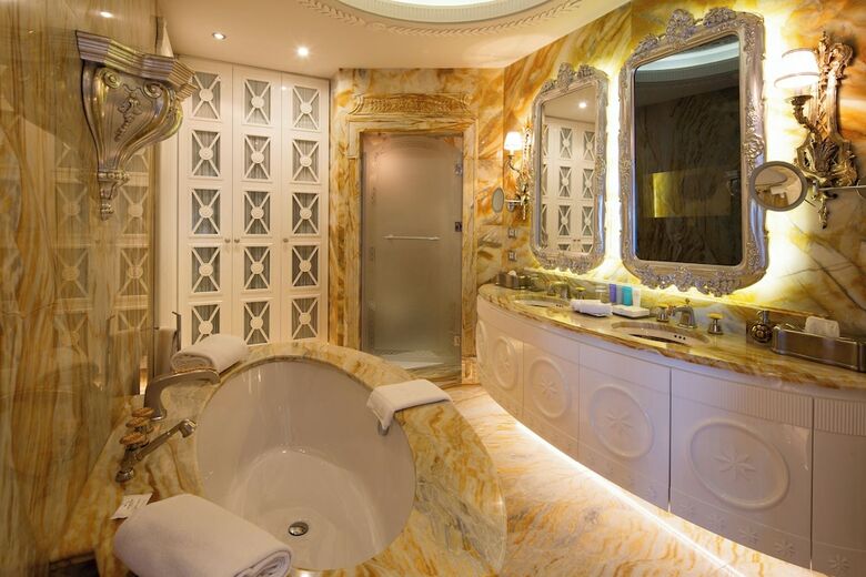 Jumeirah Bilgah Beach Hotel