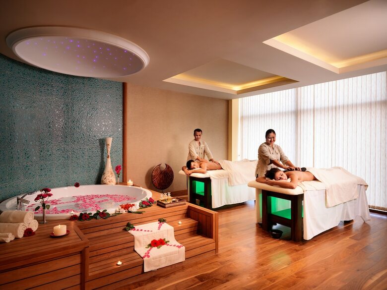 Jumeirah Bilgah Beach Hotel