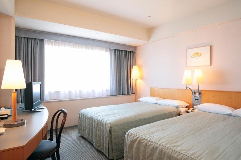 Yokohama Techno Tower Hotel Famiel