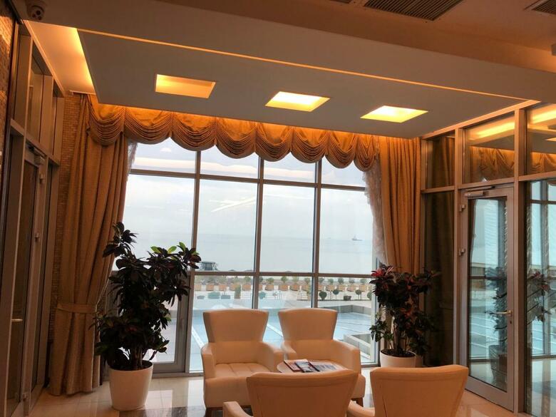 Aysberq Hotel