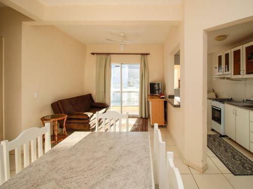 Apartamento 2 Dormit�rios Em Bombas