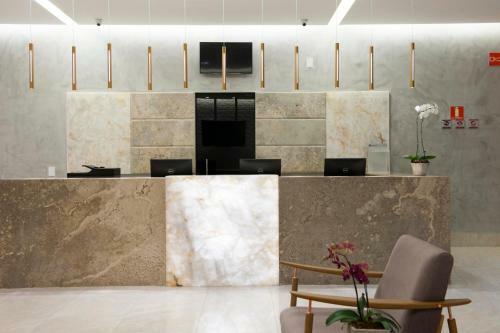 Bristol Catal�o Hotel