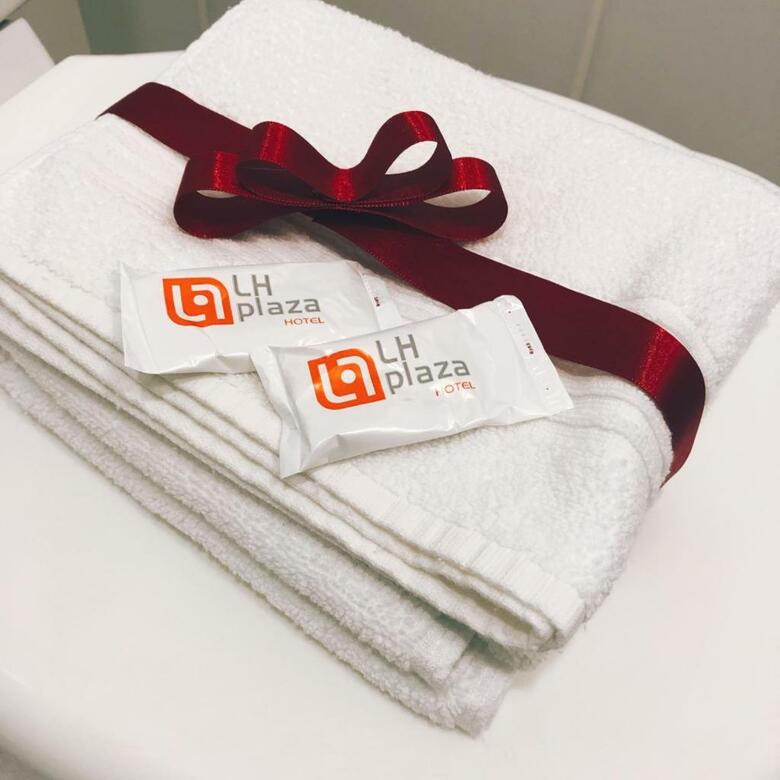 Lh Plaza Hotel