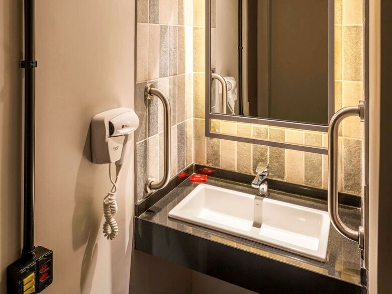 Hotel Ibis Curitiba Batel