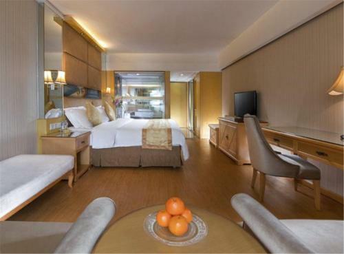 Vienna Hotel Shouti