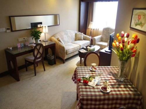 Golden View Hotel