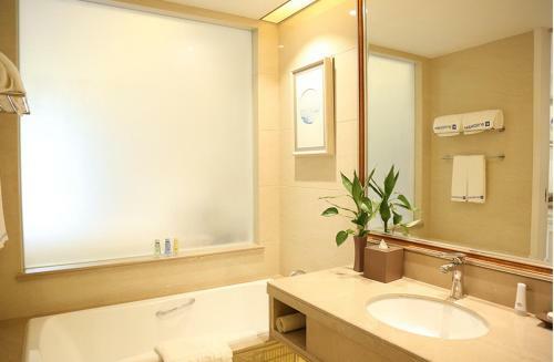 Hotel Wyndham Hainan Clearwater Bay Resort