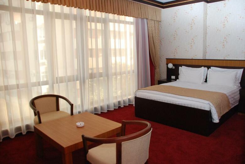 Alp Inn Hotel