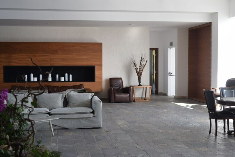 Amphora Hotel & Suites