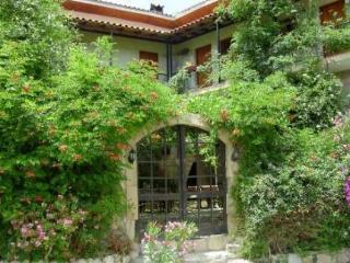 Vasilias Nikoklis Inn Agrotourism