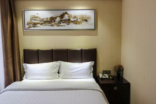 Warm Yes Business Hotel