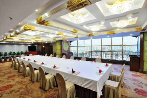 Fuzhou Meilun Hotel