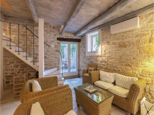 Three-bedroom Holiday Home In Bale