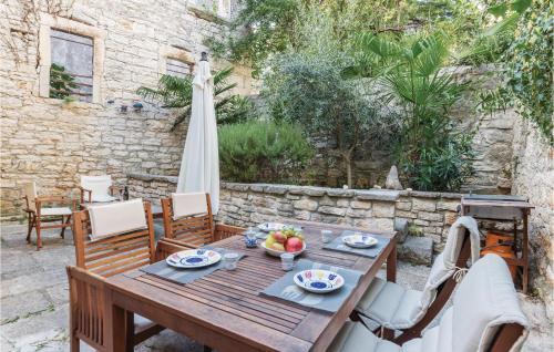 Three-bedroom Holiday Home In Bale