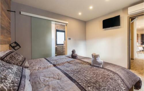 Five-bedroom Holiday Home In Barban