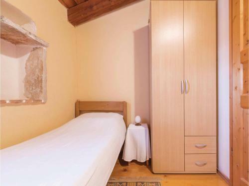 Three-bedroom Holiday Home In Barban