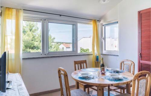 Two-bedroom Apartment In Barbariga