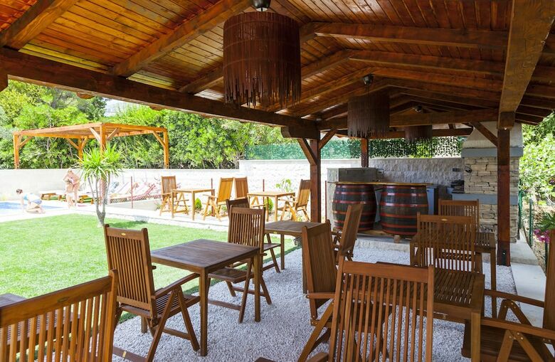 Hostal Villa Mediterranea