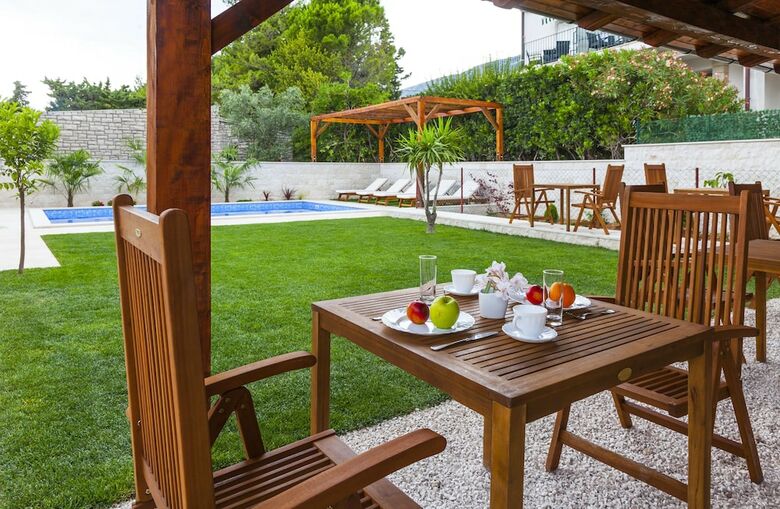 Hostal Villa Mediterranea