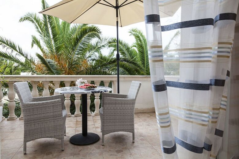 Hostal Villa Mediterranea