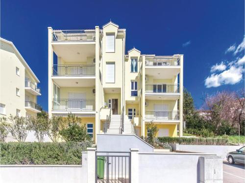 Two-bedroom Apartment In Crikvenica