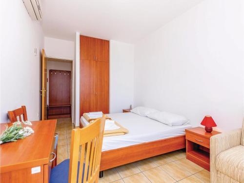 Two-bedroom Apartment In Dramalj