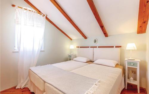 Two-bedroom Apartment In Dramalj