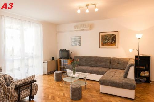 Apartments Mare