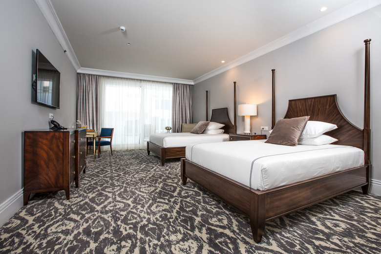 Royal Blue Hotel