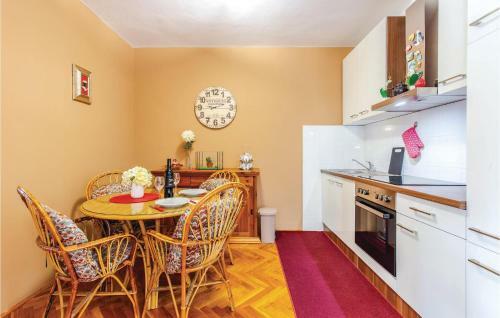 One-bedroom Apartment In Jadranovo