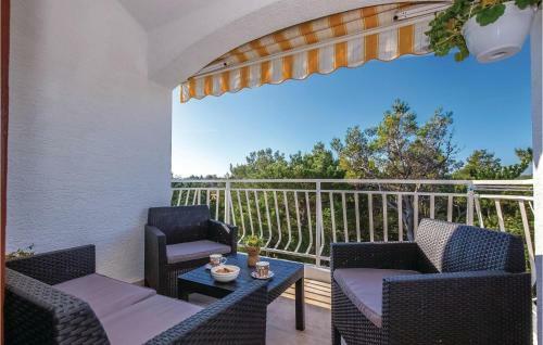 One-bedroom Apartment In Jadranovo