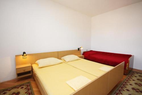 Apartments With A Parking Space Jezera (murter) - 5080
