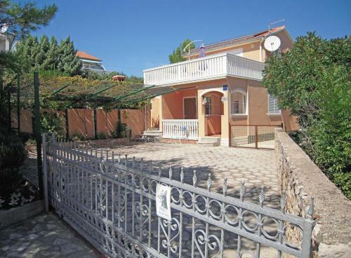 Holiday Home Jezera 5124