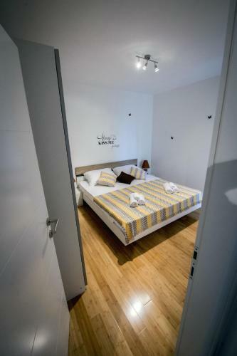 Apartment Luka