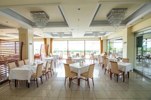Nefeli Hotel