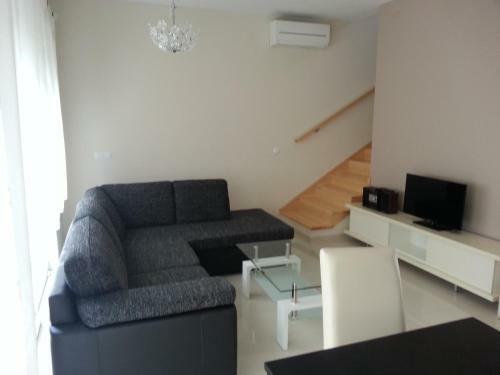 Apartments Orange