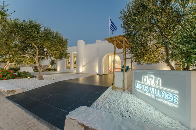 Hotel Lianos Village