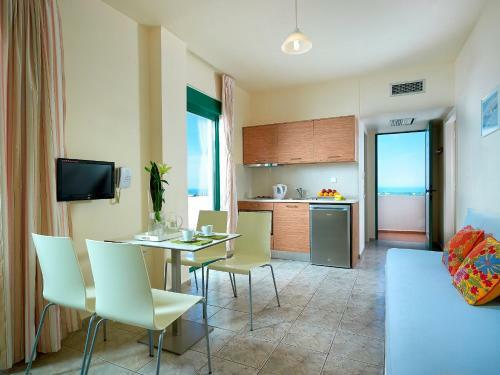 Bella Vista Apartments