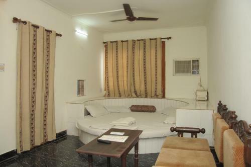 Hotel Sai Palace