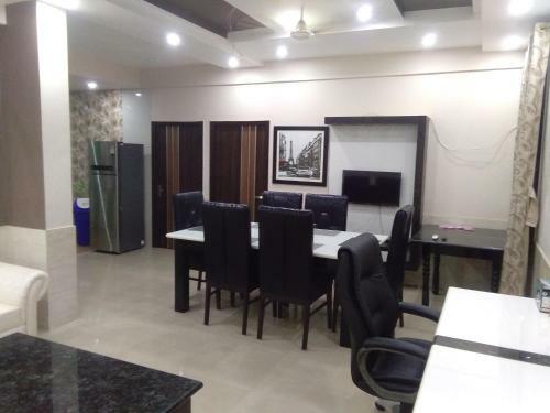 Royal Comfort Apartment