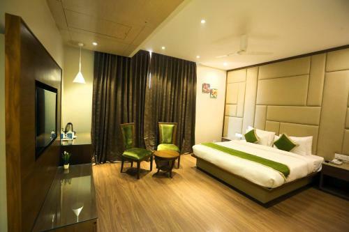 Hotel Maple Grand