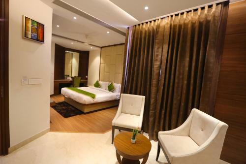 Hotel Maple Grand
