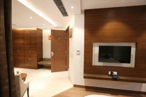 Hotel Maple Grand