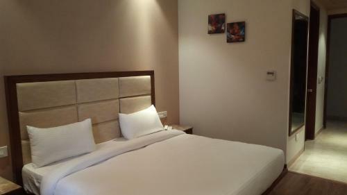 Hotel Maple Grand