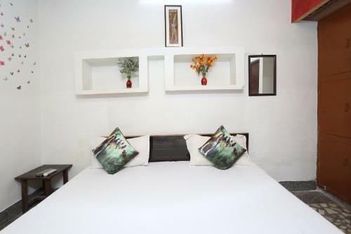 Spot On 43140 Classic Homestay