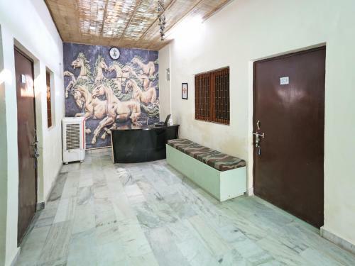 Spot On 43140 Classic Homestay