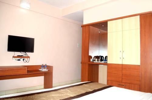 Hotel Carina Beach Resort