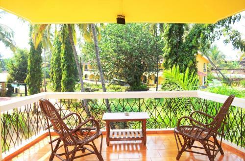 Hotel Carina Beach Resort